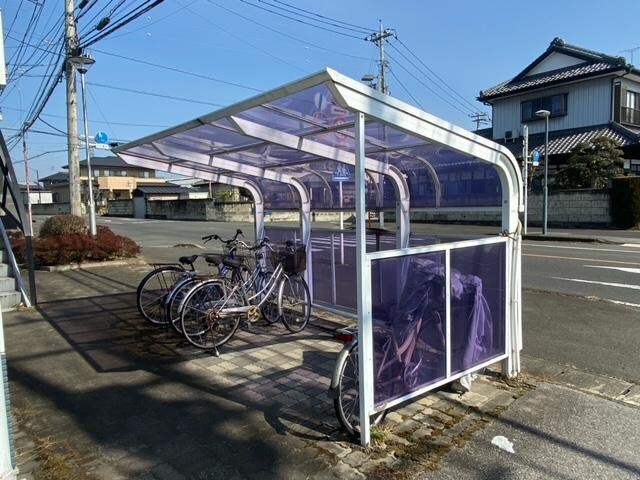 物件内観写真7　(駐輪場)