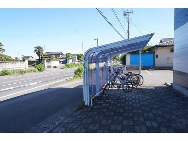 建物設備(駐輪場)
