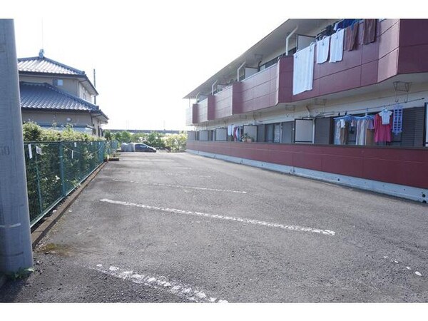 駐車場(駐車場)