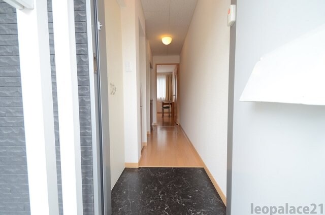 物件内観写真24　(玄関です)