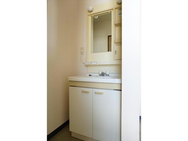 物件内観写真8　(同型別部屋)