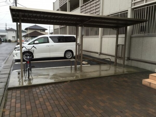 建物設備(駐輪場)