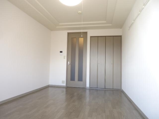 物件内観写真9　(洋室)