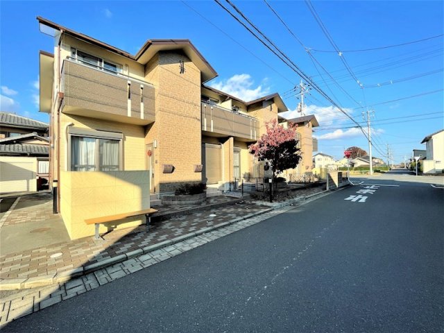 メルエム　ソレイユ