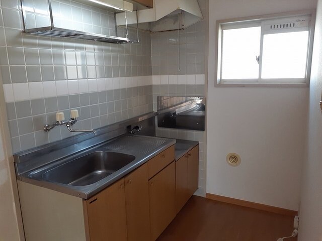 物件内観写真10　(きれいなキッチンです)