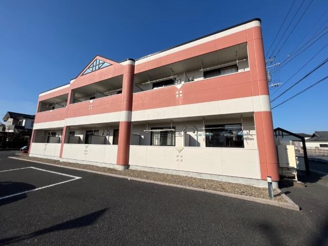 物件外観写真1　(外観写真（昼）)