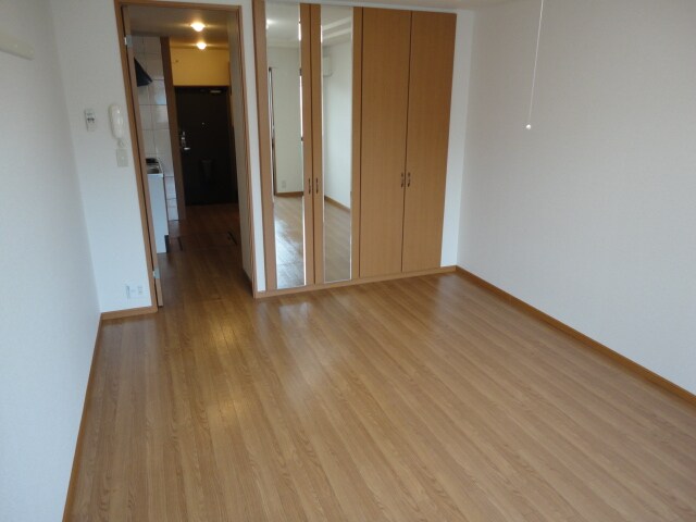 物件内観写真10　(洋室)