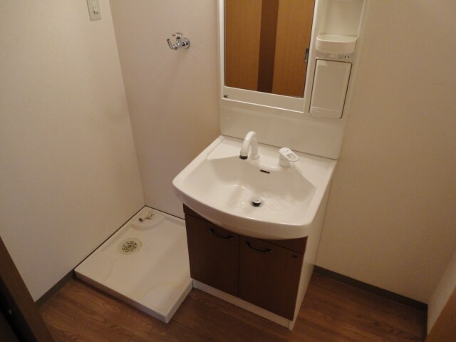 物件内観写真16　(洗髪洗面化粧台)