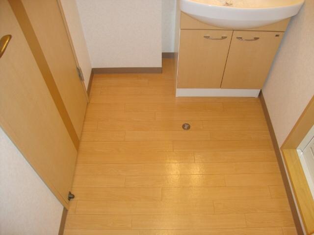 物件内観写真23　(脱衣所)