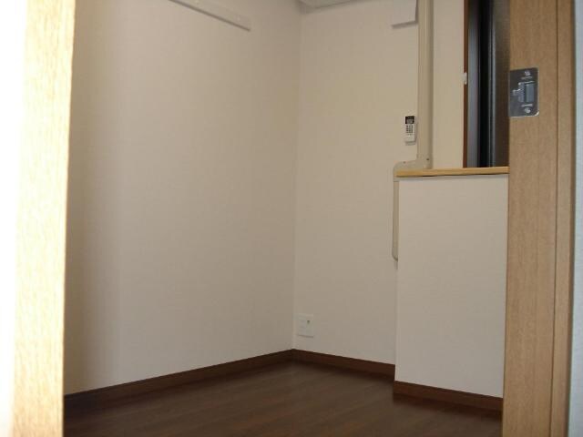 物件内観写真18　(洋室)