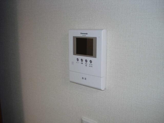 物件内観写真26　(カメラ付インターホン)