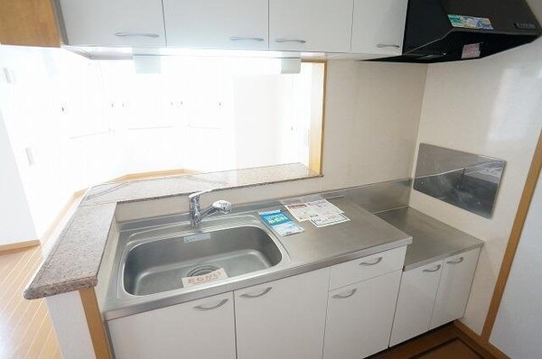 キッチン(キッチンでお料理をお楽しみください)