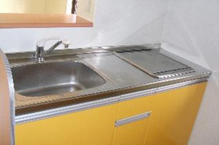 物件内観写真2　(ＩＨクッキングヒーター付キッチン)