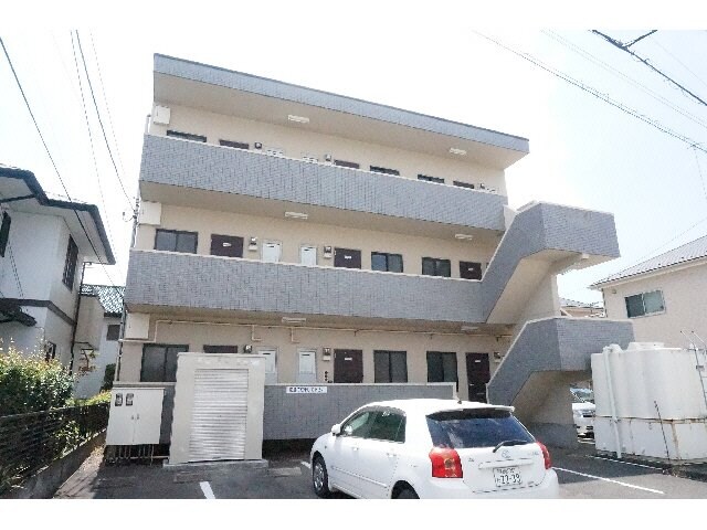 物件外観写真2　(外観もきれいです)