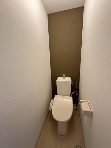 物件内観写真8　(コンパクトで使いやすいトイレです)