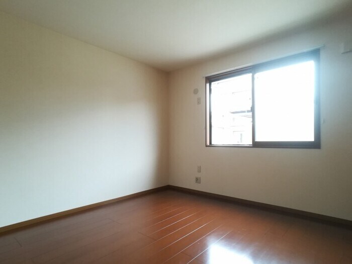 物件内観写真7　(洋室)