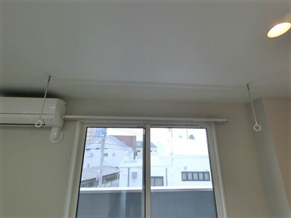 建物設備(リビング 室内物干し)