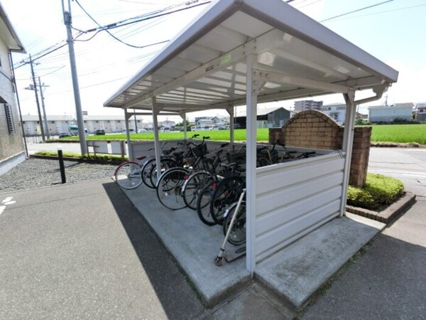 建物設備(駐輪場)
