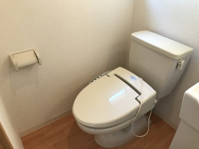 物件内観写真11　(トイレ)