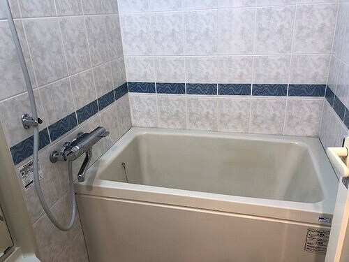 物件内観写真6　(浴室　※2025年4月撮影)