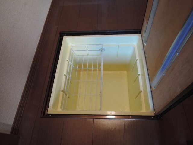 物件内観写真15　(収納)