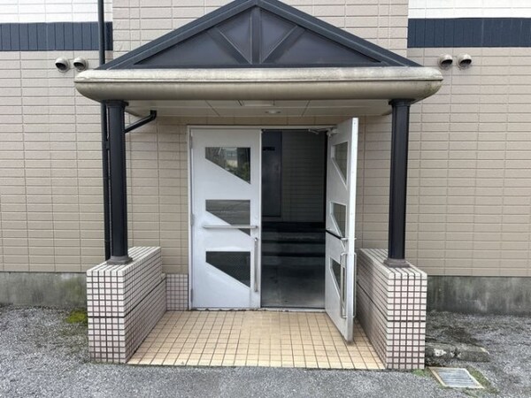 エントランス(エントランス)