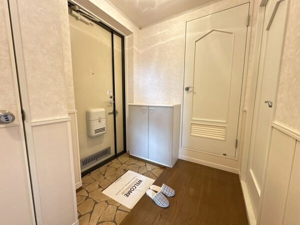 玄関(玄関)
