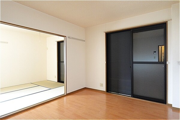 建物設備(シャッター雨戸)