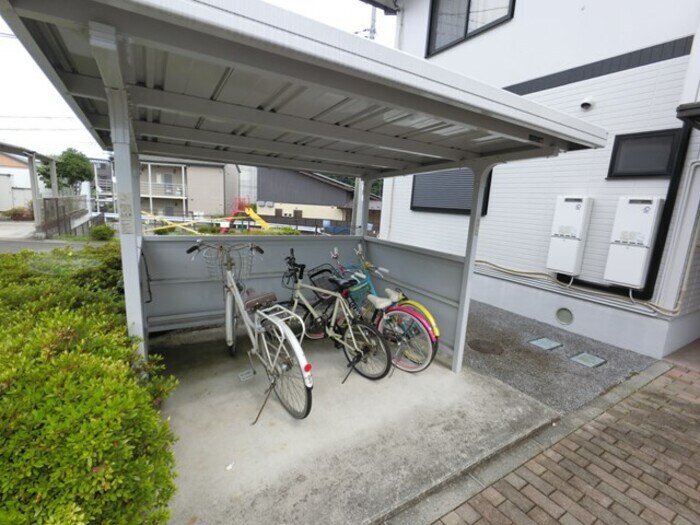 物件内観写真21　(駐輪場)