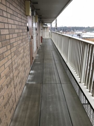 物件外観写真4　(エントランス)