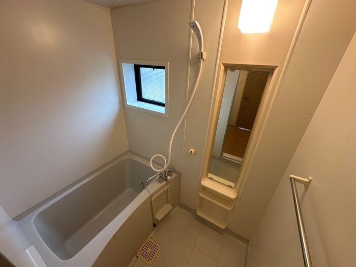 物件内観写真9　(浴室)