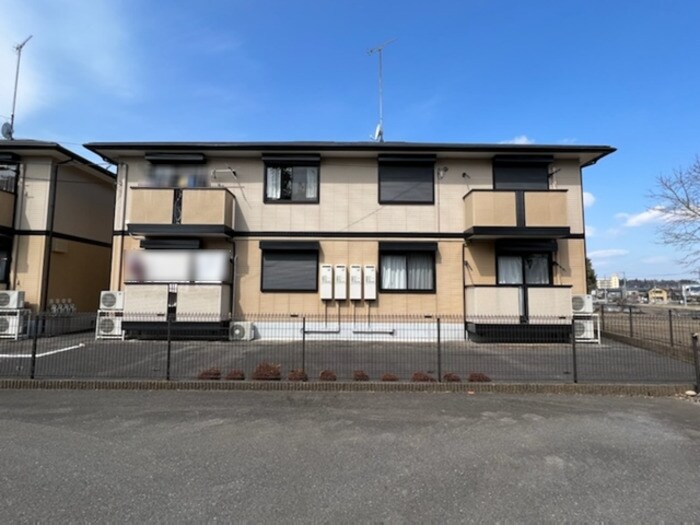 物件外観写真1　(建物外観)