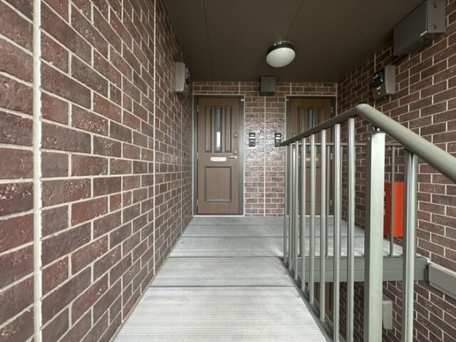 物件外観写真3　(ロビー)