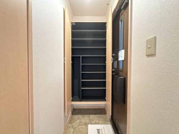 収納(シューズボックス)
