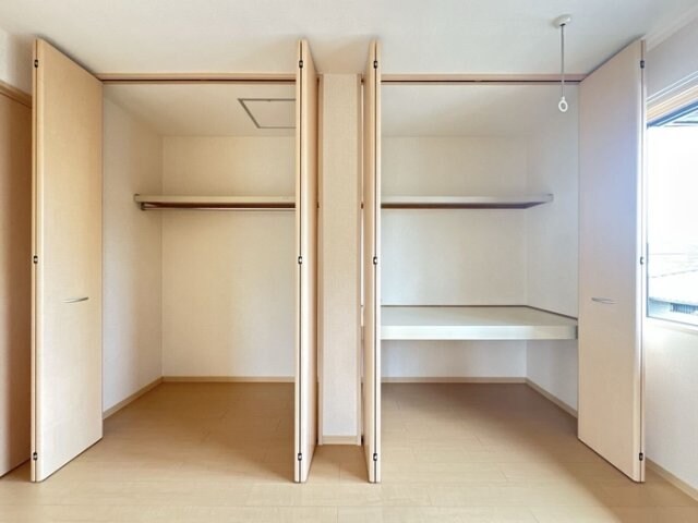 物件内観写真17　(クローゼット)