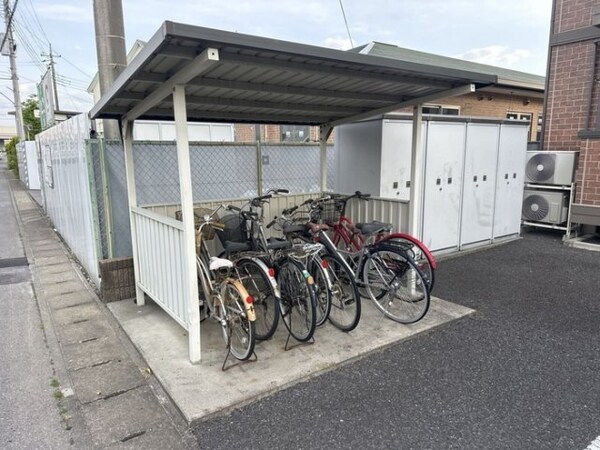 建物設備(駐輪場)