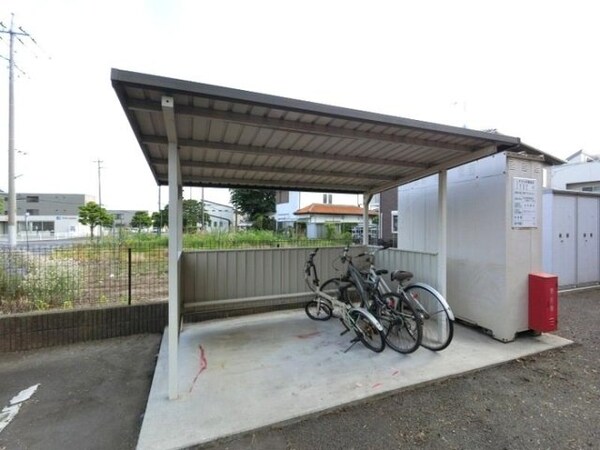 建物設備(駐輪場)