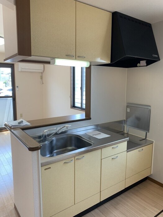 物件内観写真5　(対面キッチン)