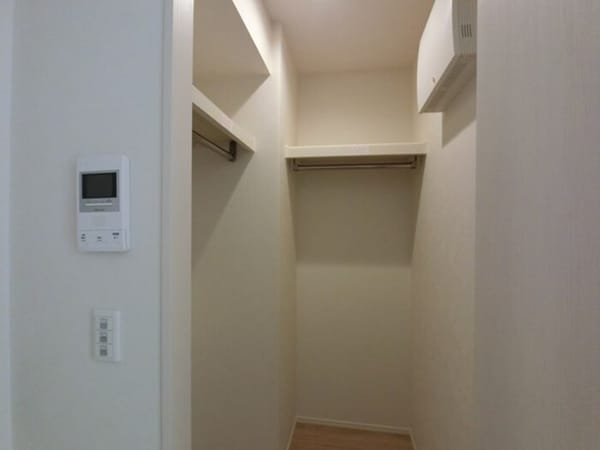 収納(ウォークインクローゼット)