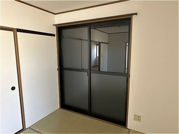 建物設備(シャッター雨戸)