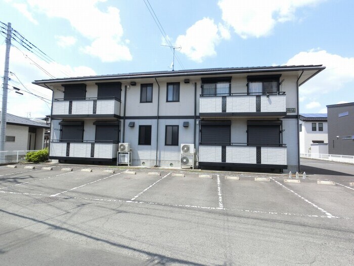 物件外観写真1　(物件外観)