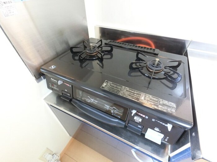 物件内観写真14　(キッチン 2口ガスコンロ)