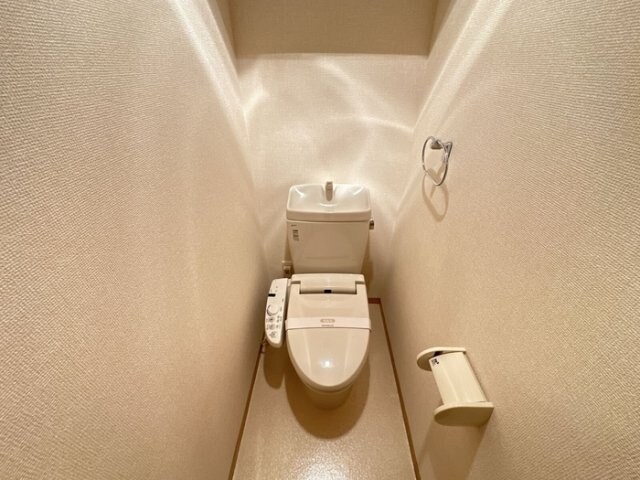 物件内観写真14　(トイレ)