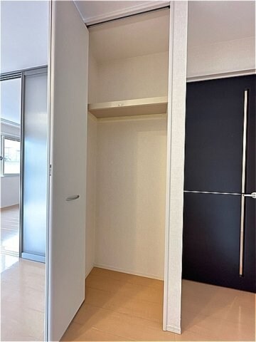物件内観写真19　(クローゼット)