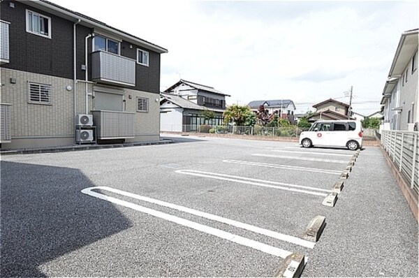 駐車場(駐車場)