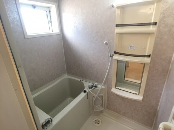 浴室(バス／シャワールーム等)