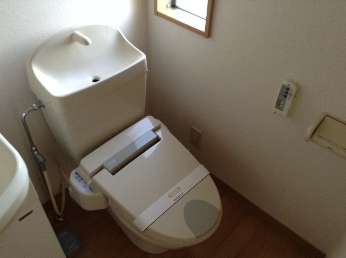 物件内観写真12　(トイレ)