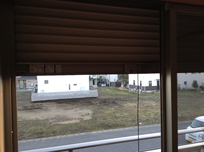 物件内観写真16　(シャッター雨戸)