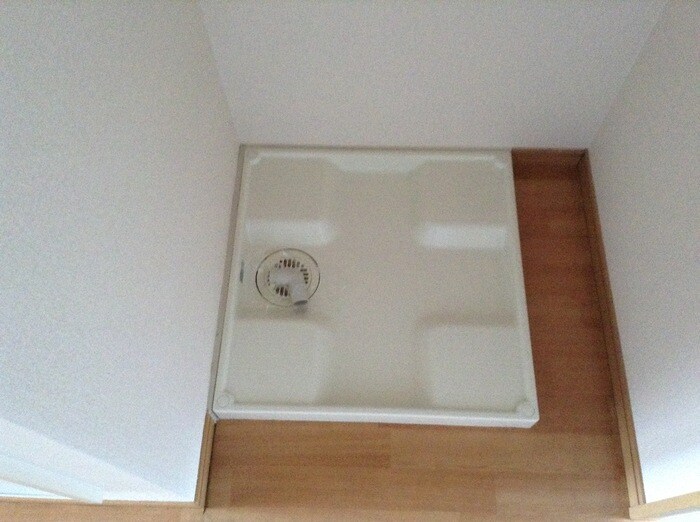 物件内観写真17　(洗濯機置き場)