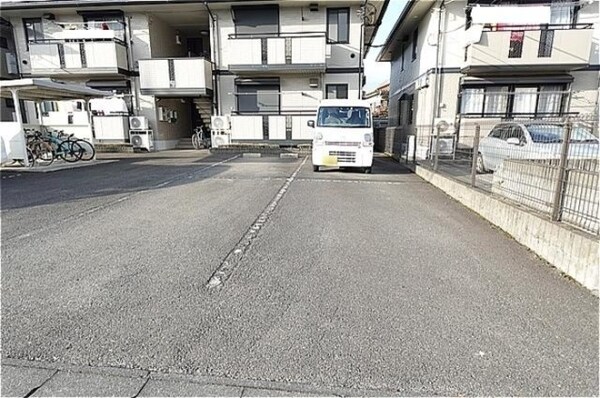 駐車場(駐車場)